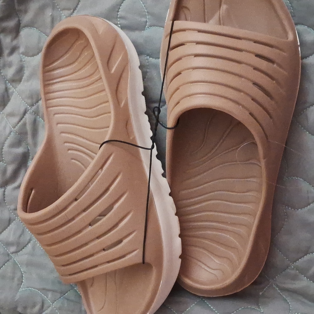 Sole Mates Tag/Slides-Size:::10🎄🎄🎄 - Picture 3 of 6